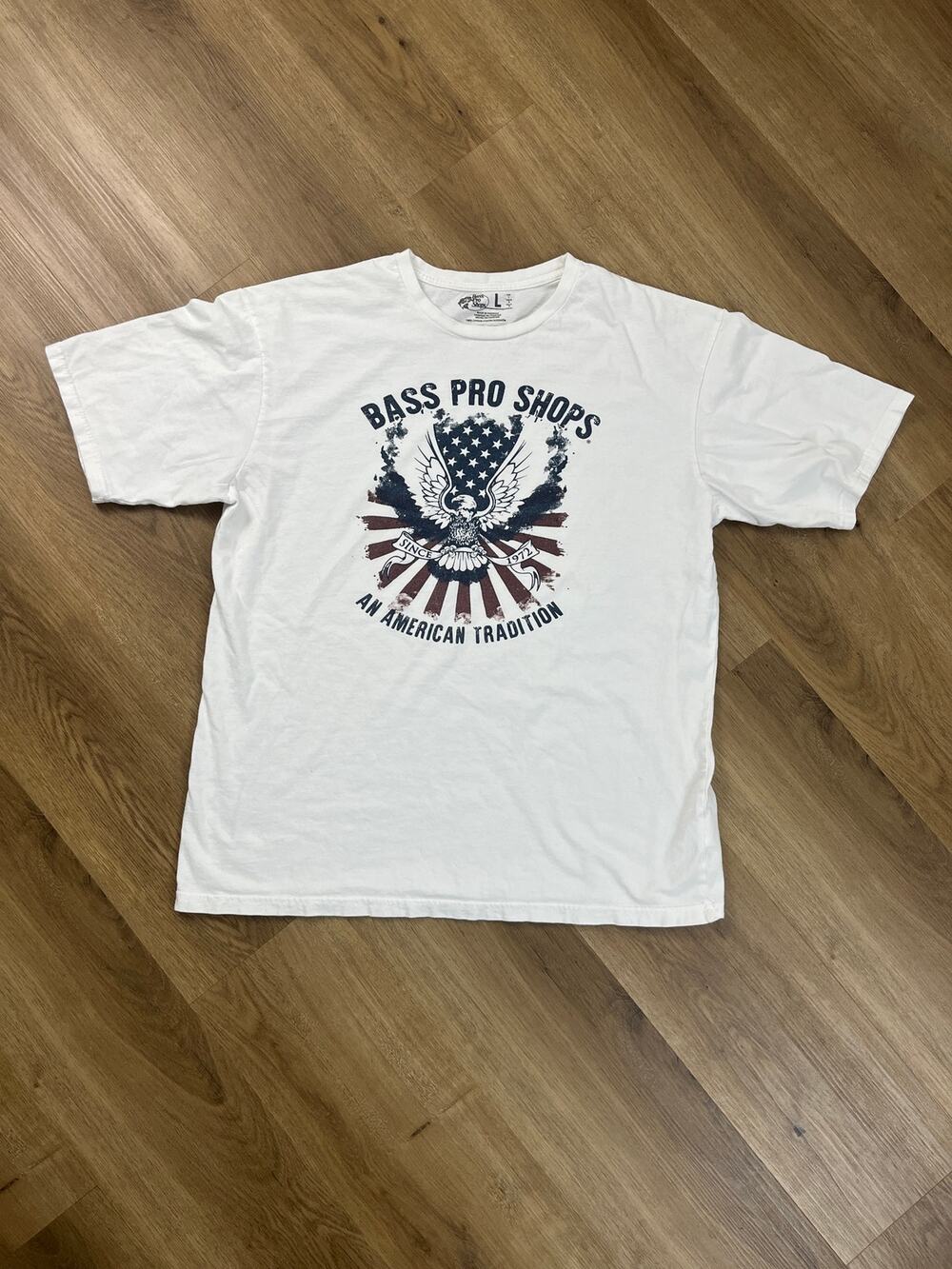 Bass Pro Shops American Tradition Eagle Tee Size L